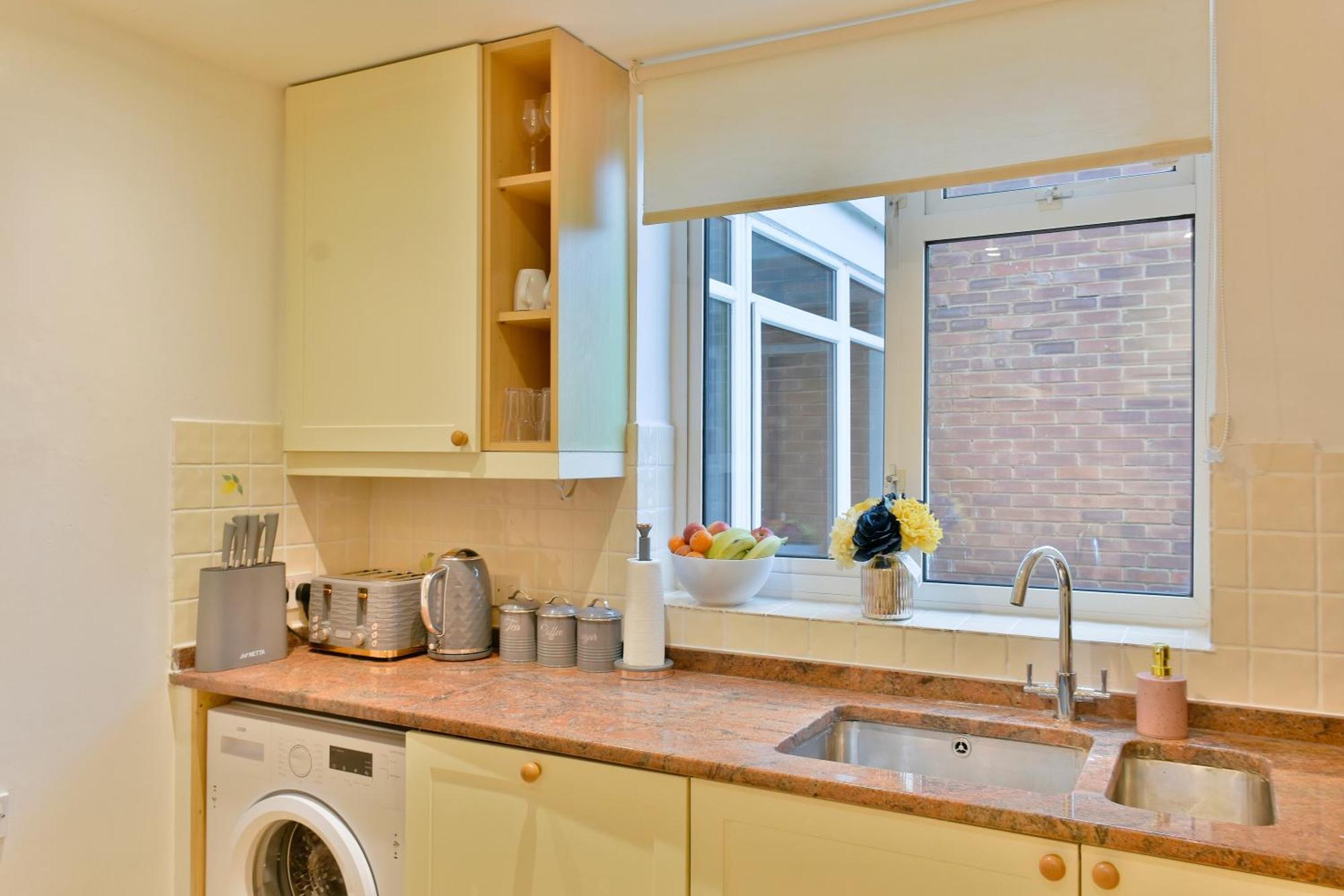 Lovely Flat Near Of Apartment Reading