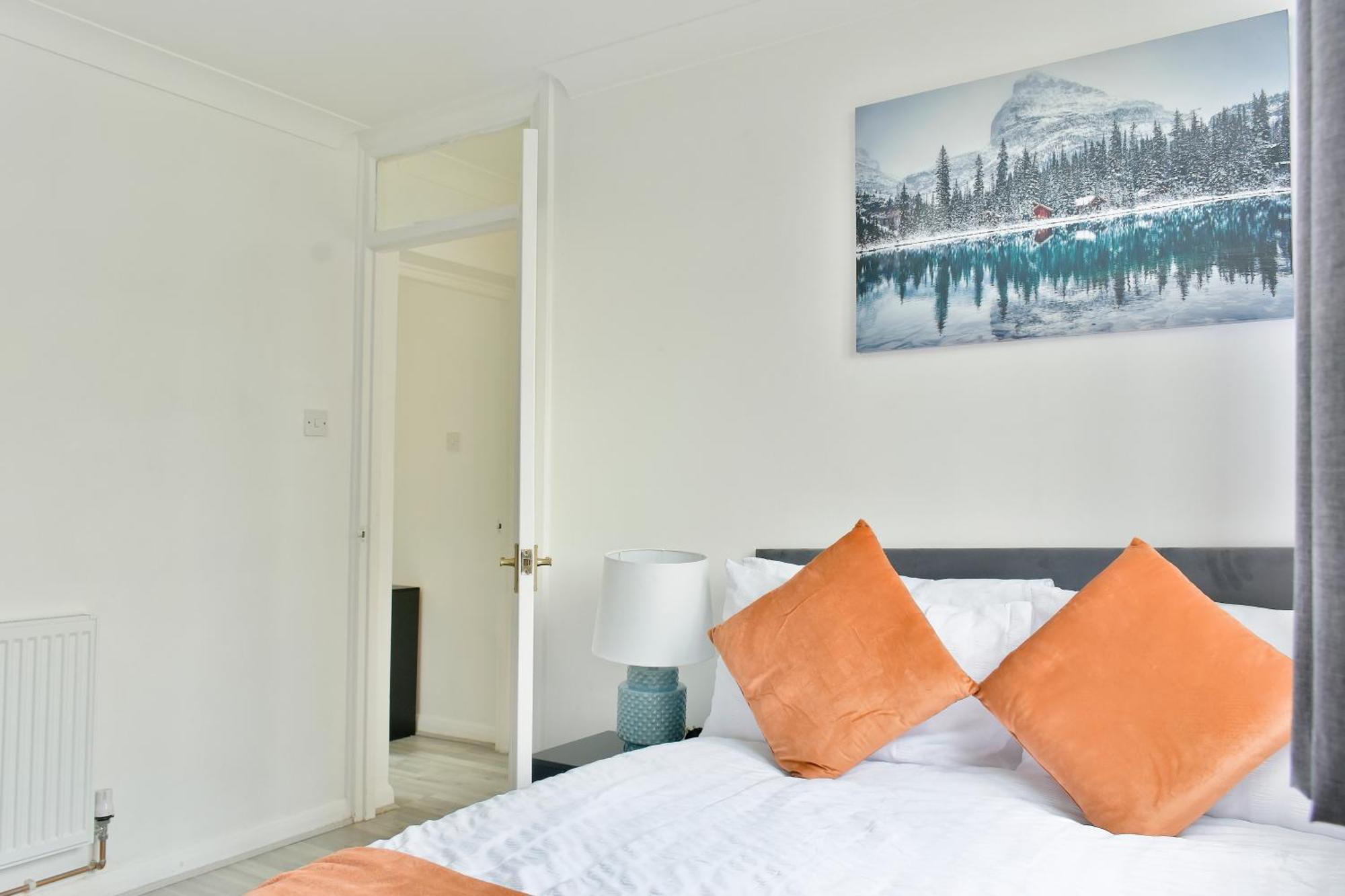 Lovely Flat Near Of Reading